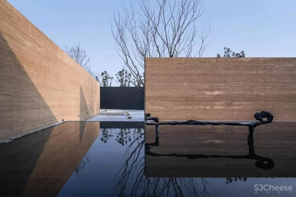 地产界“黑马” 看郑州如何引领中原豪宅新风向!