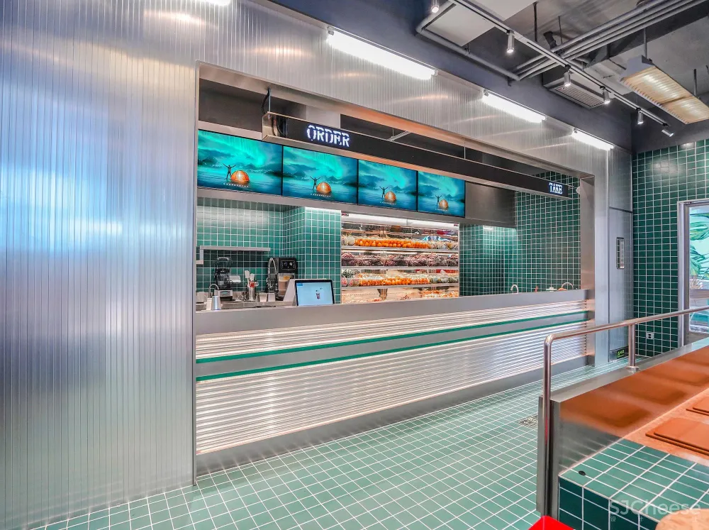 它的存在仅因为老板希望能喝到一杯自己喜欢的水果茶