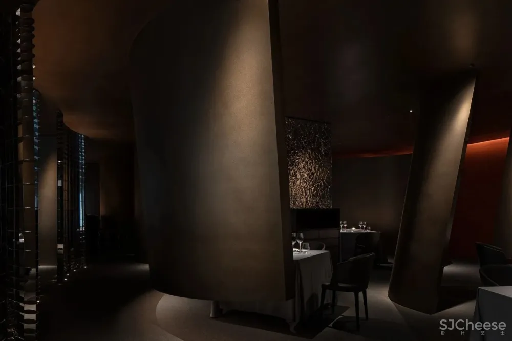 谢培河 隐藏在都市心脏的当代诗意