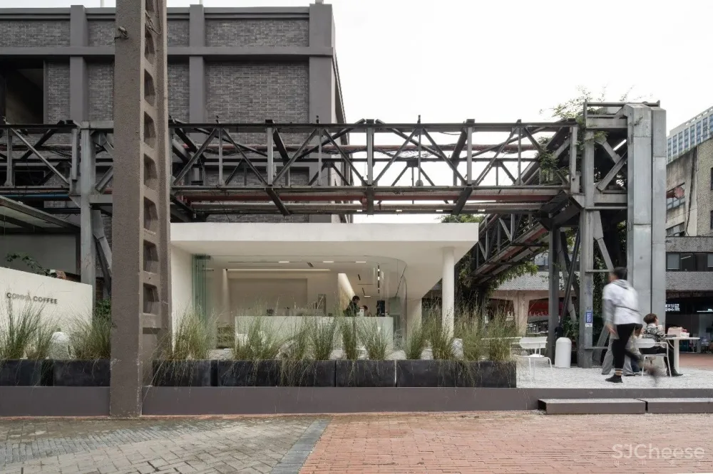 Pick - Comma：成都咖啡宇宙里的一组惊叹号