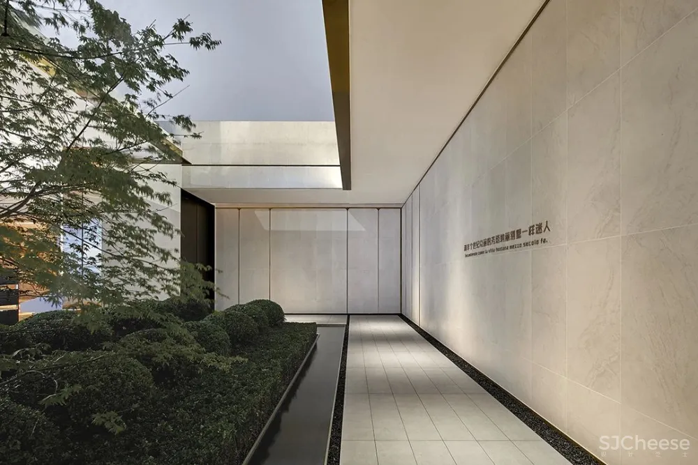 春山秋水 瑰丽多姿,静谧怡然