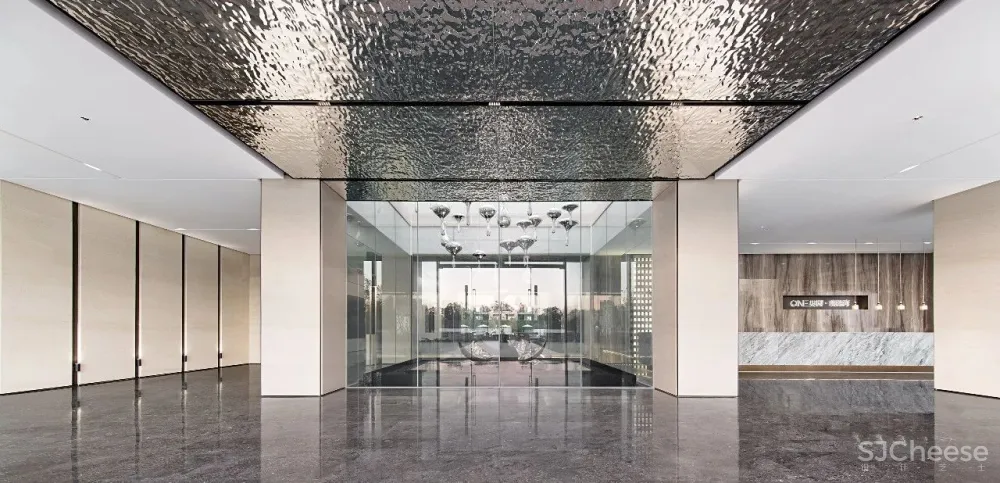 矩阵纵横：骨感清透，极致的极简美！