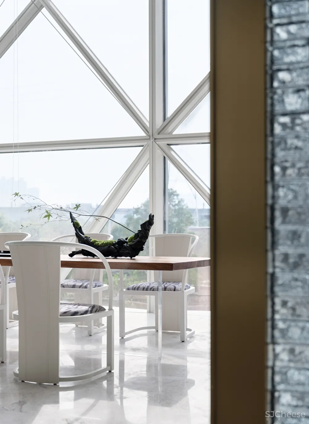 万有引力 × 宝能·佛山云境台:感性空间