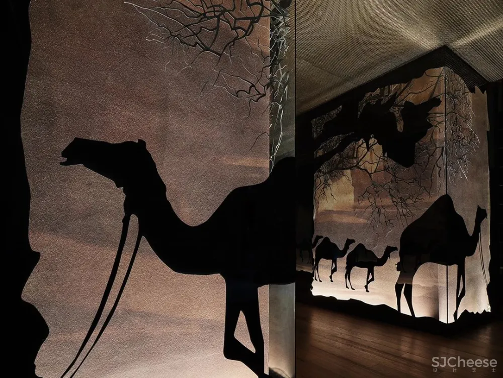 方磊 Smelix 仕觅男装高定,上海老建筑的沉浸式时尚秀场