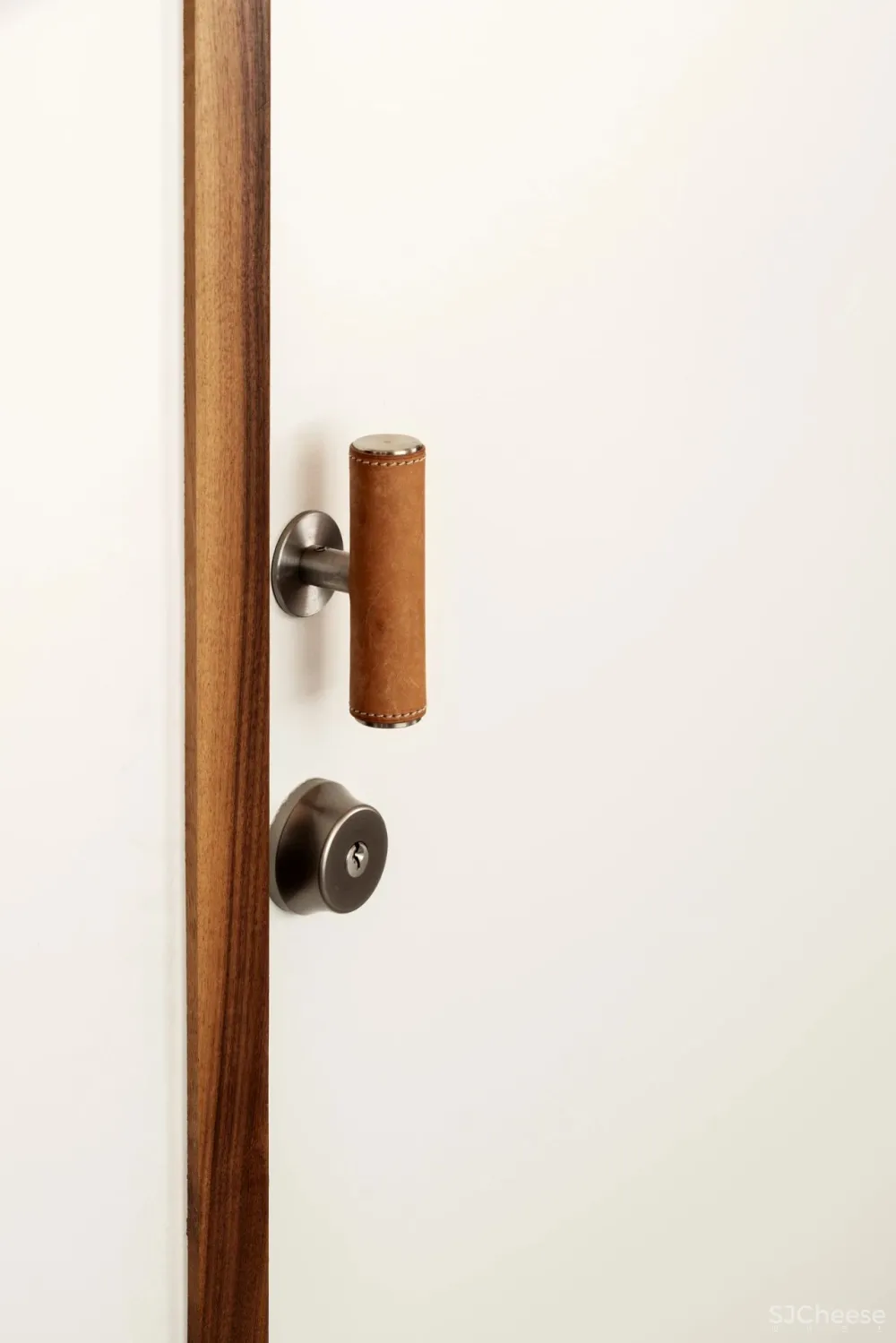 ‘Tanning in the City’ Salon in Seoul by Studio Fragment.