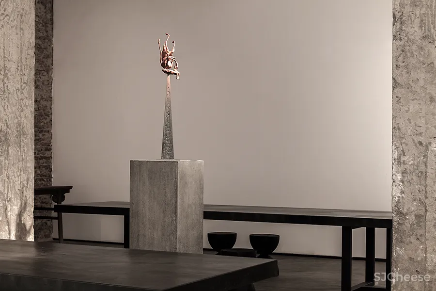 孙招展 • 艺库重生|破旧的仓库,融入艺术构建