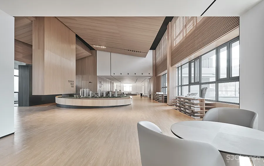 5 2 studio • 易永强|聚拢或裂变意在空间需求