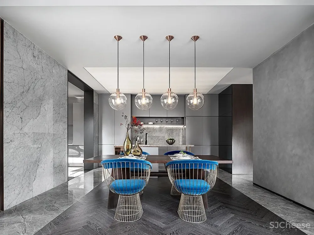 纯净而内敛，大隐于日光的莫兰迪美宅