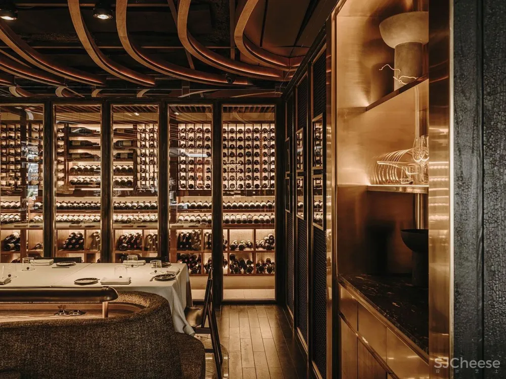 木炭烧烤的原始乐趣,西班牙