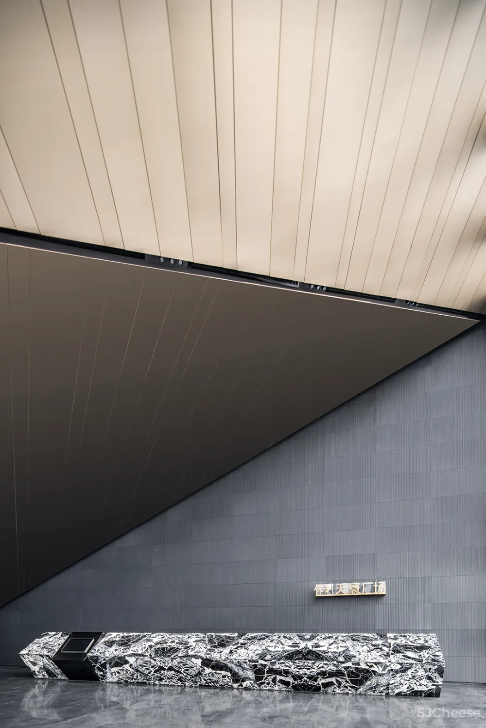 成都保利天宸广场售楼处 炫梦殿堂