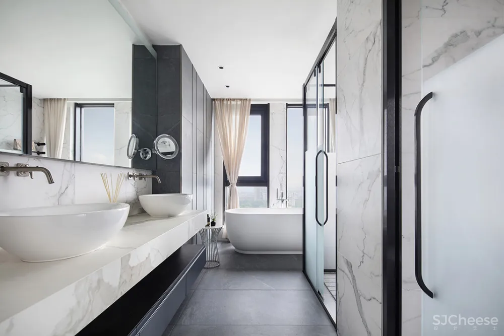 280㎡江景大平层，安静的艺术奢宅！