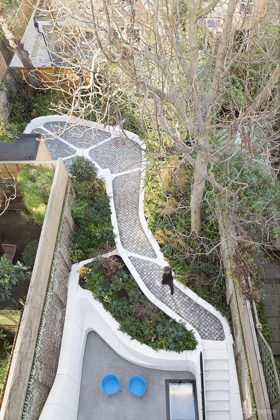 老房改造,简约设计+天窗,完美解决采光问题!