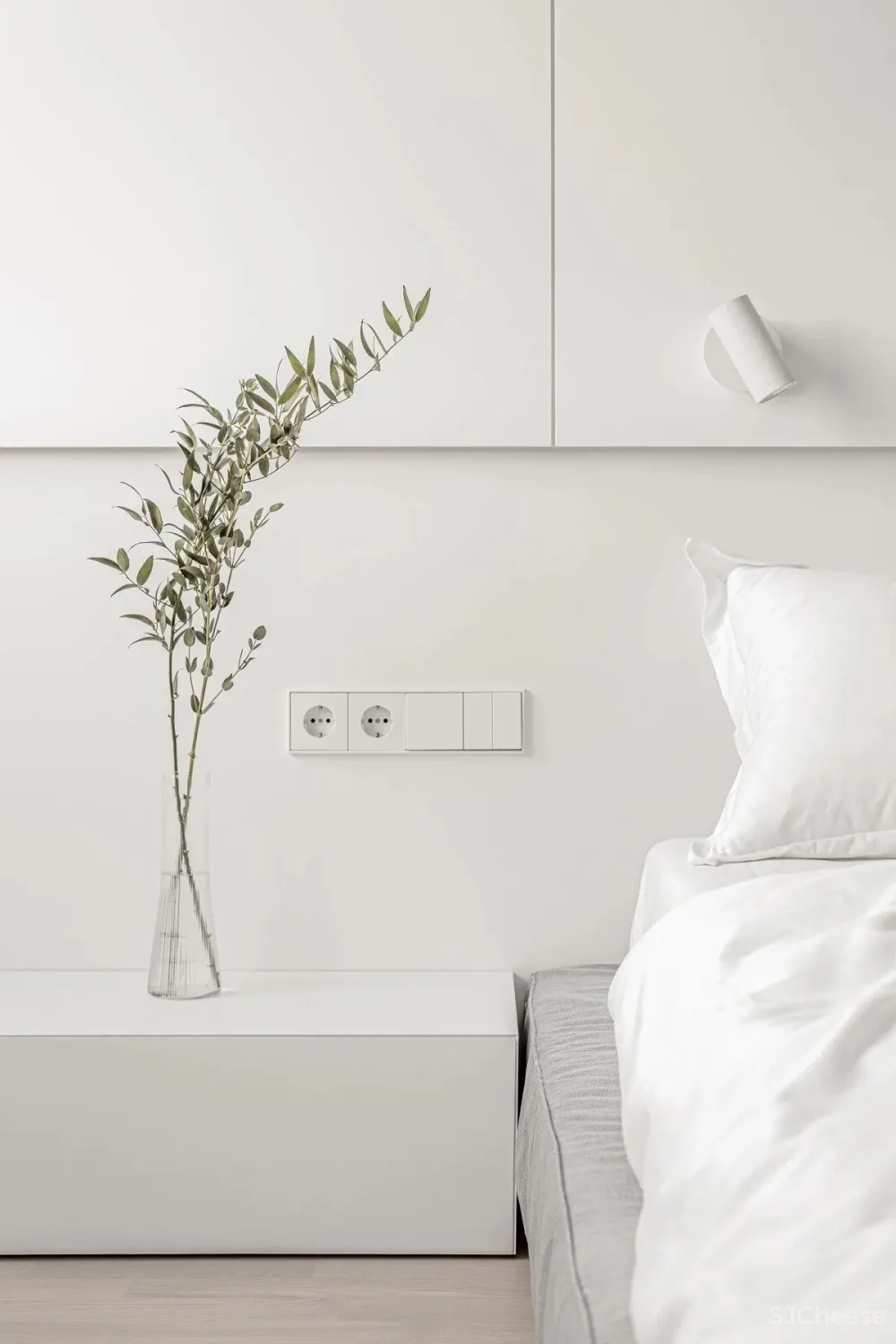 Kanstantsin Remez-极简主义和朴素美学