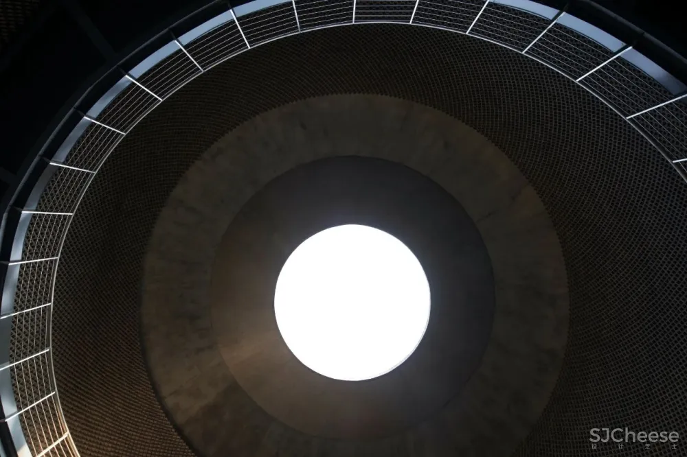 一处白酒庄园 陶坛酒库