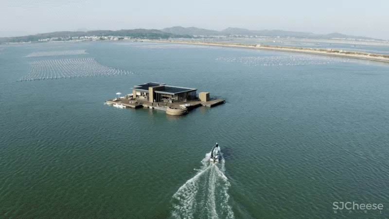 福建小哥租下一片海,造600㎡漂浮大平层:我随时可以与世隔绝