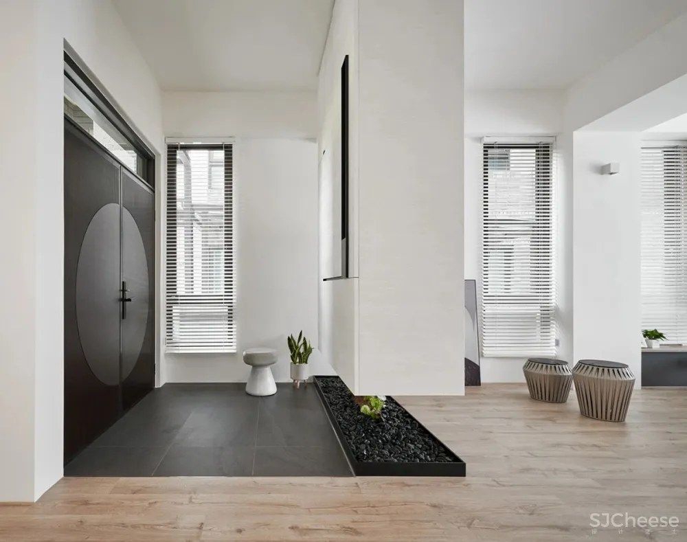 城市蜗居和郊区别墅你选哪个?网友:我要带泳池的!