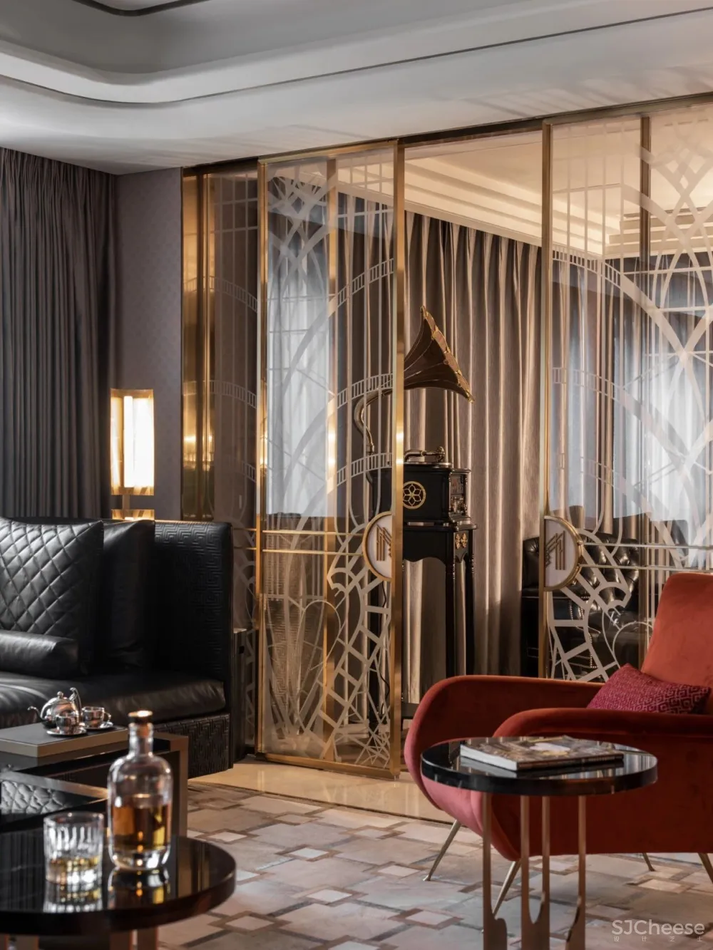 新作推荐 邱德光的年度力作：大都会1号