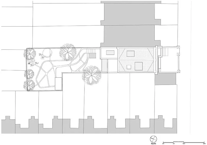 老房改造,简约设计+天窗,完美解决采光问题!