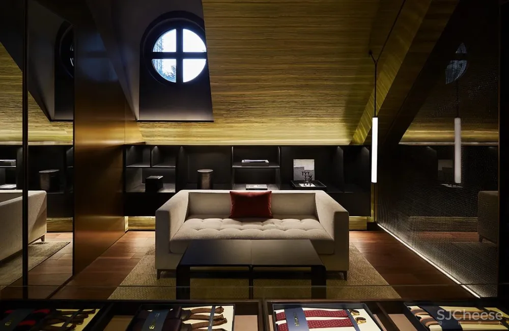 方磊 Smelix 仕觅男装高定,上海老建筑的沉浸式时尚秀场