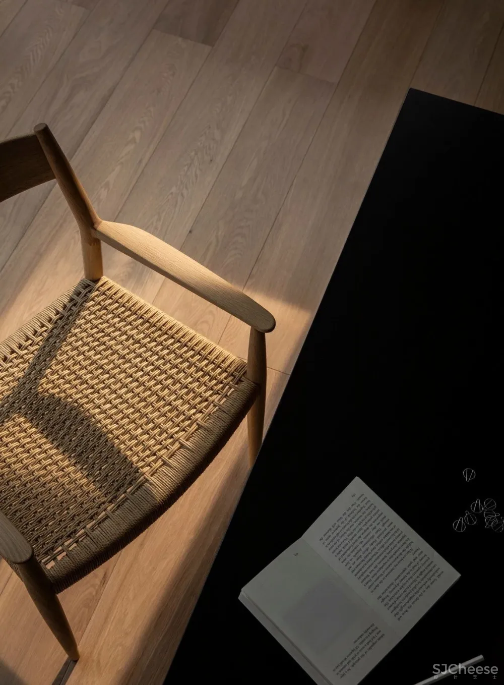 Norm Architects新作|“边境”湖边小屋,北欧式的简约设计美学