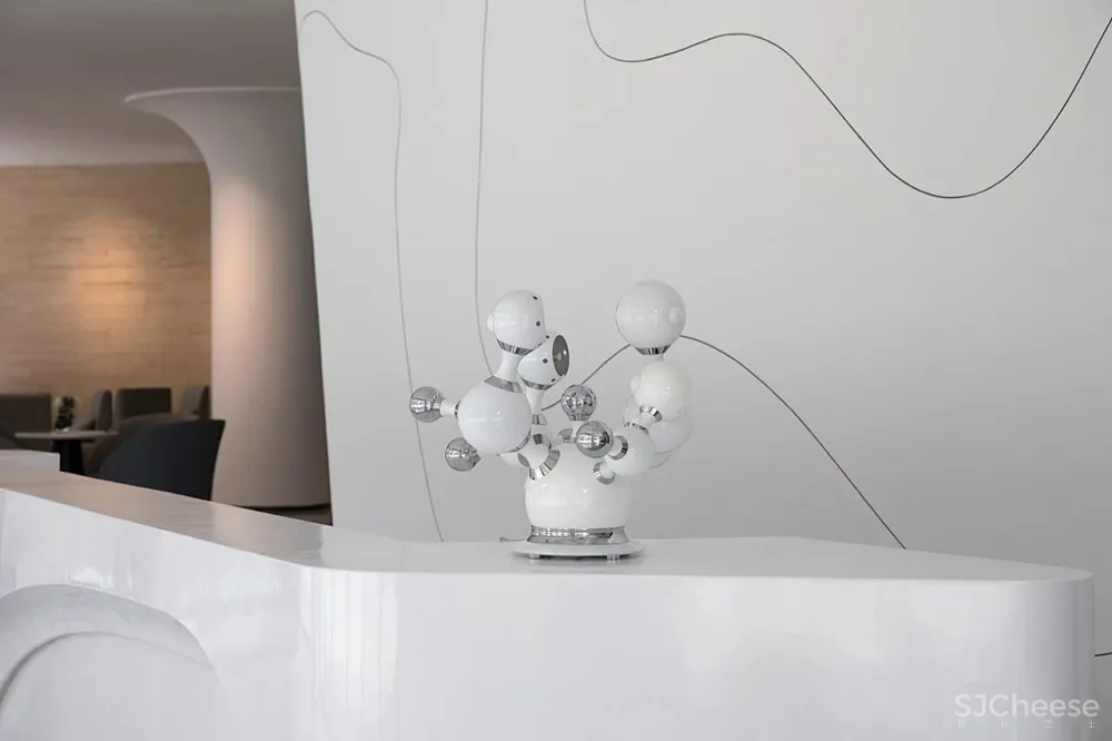 集清爽净透于一身，演绎优质生活范本！