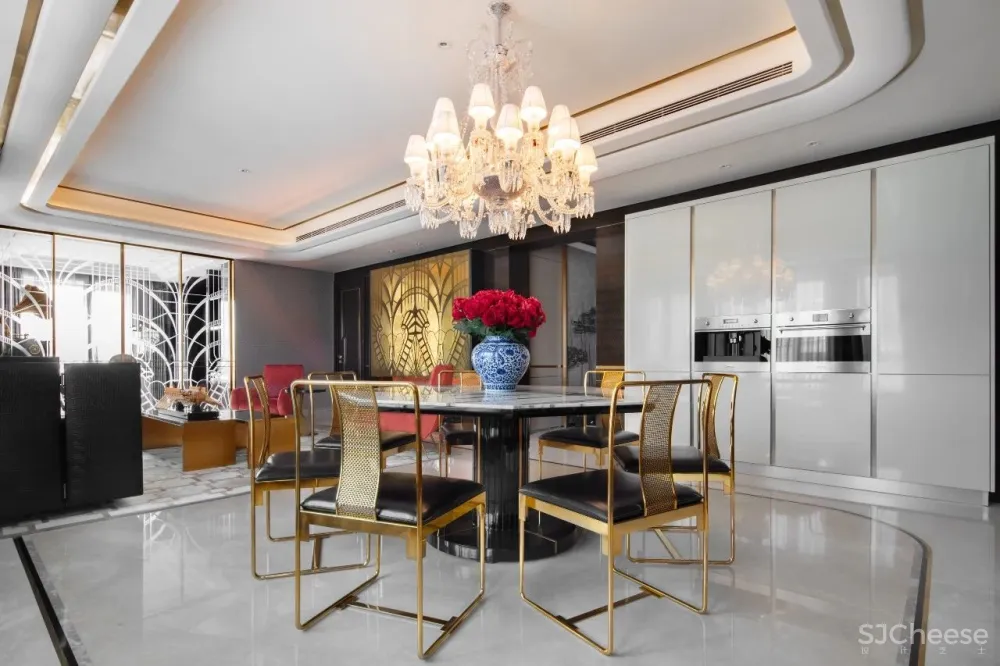 新作推荐 邱德光的年度力作：大都会1号