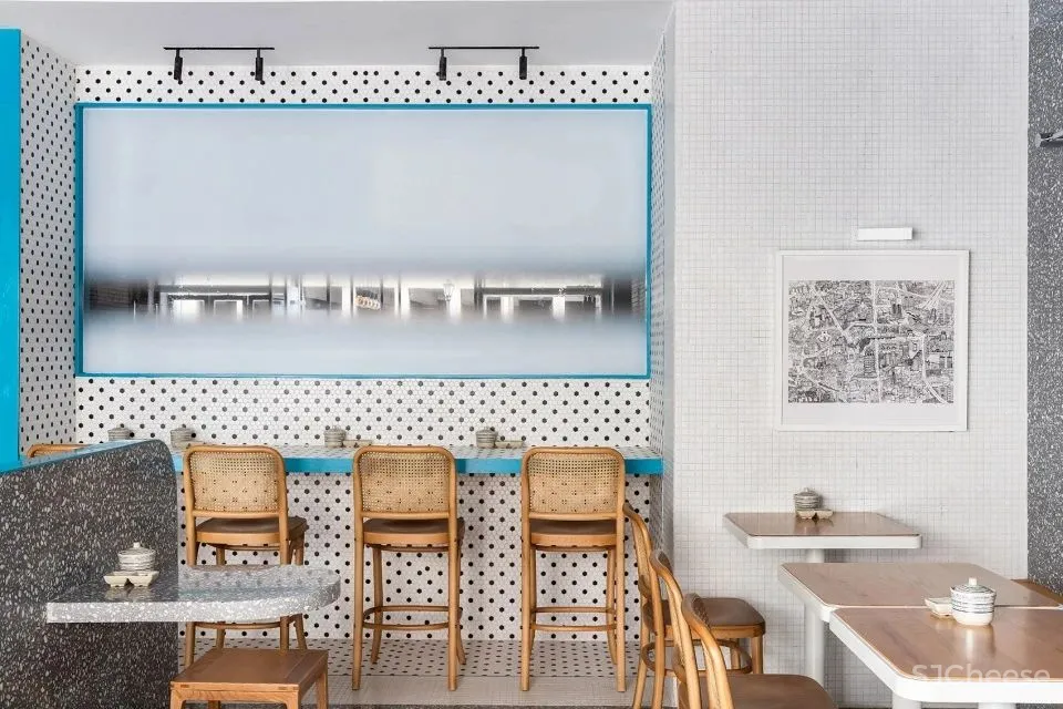 新作 从商业命题出发去呈现一种简单的状态 上海 一筴米粉 象蝶设计