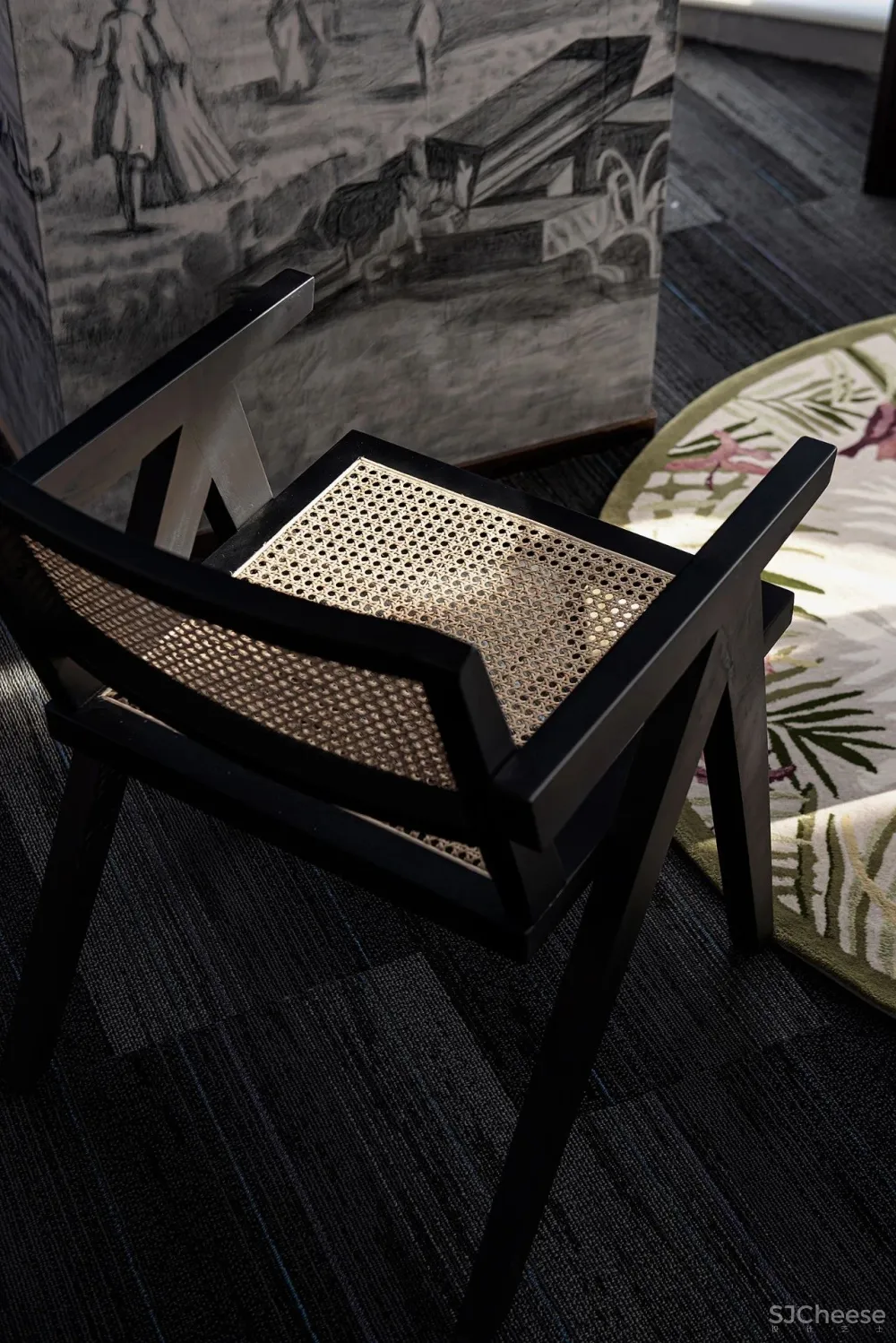 冷艳轻复古，叛逆又迷人的美！