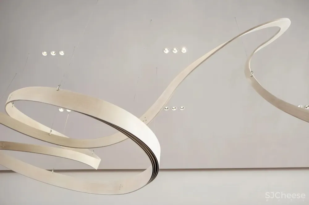 矩阵纵横×奥园 龙川玖著:隐于自然,与过去对话