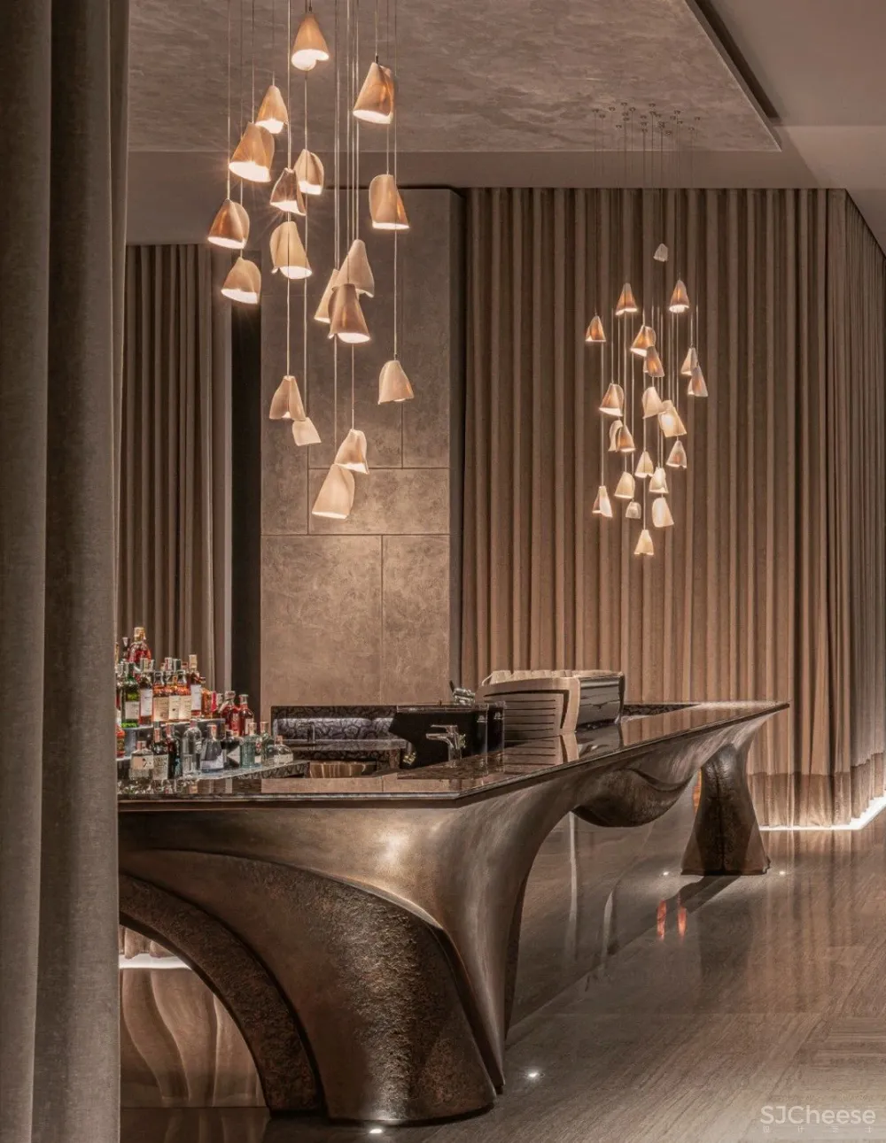 奢侈度假酒店缔造者Jean Michel Gathy 曼谷湄南河「四季酒店」