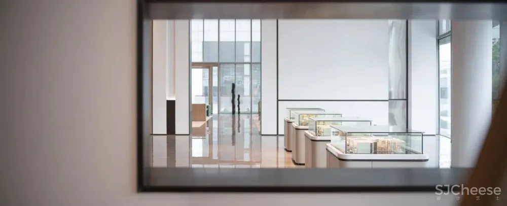 朗联RONGOR丨秦岳明：前卫设计，创新生活之美！