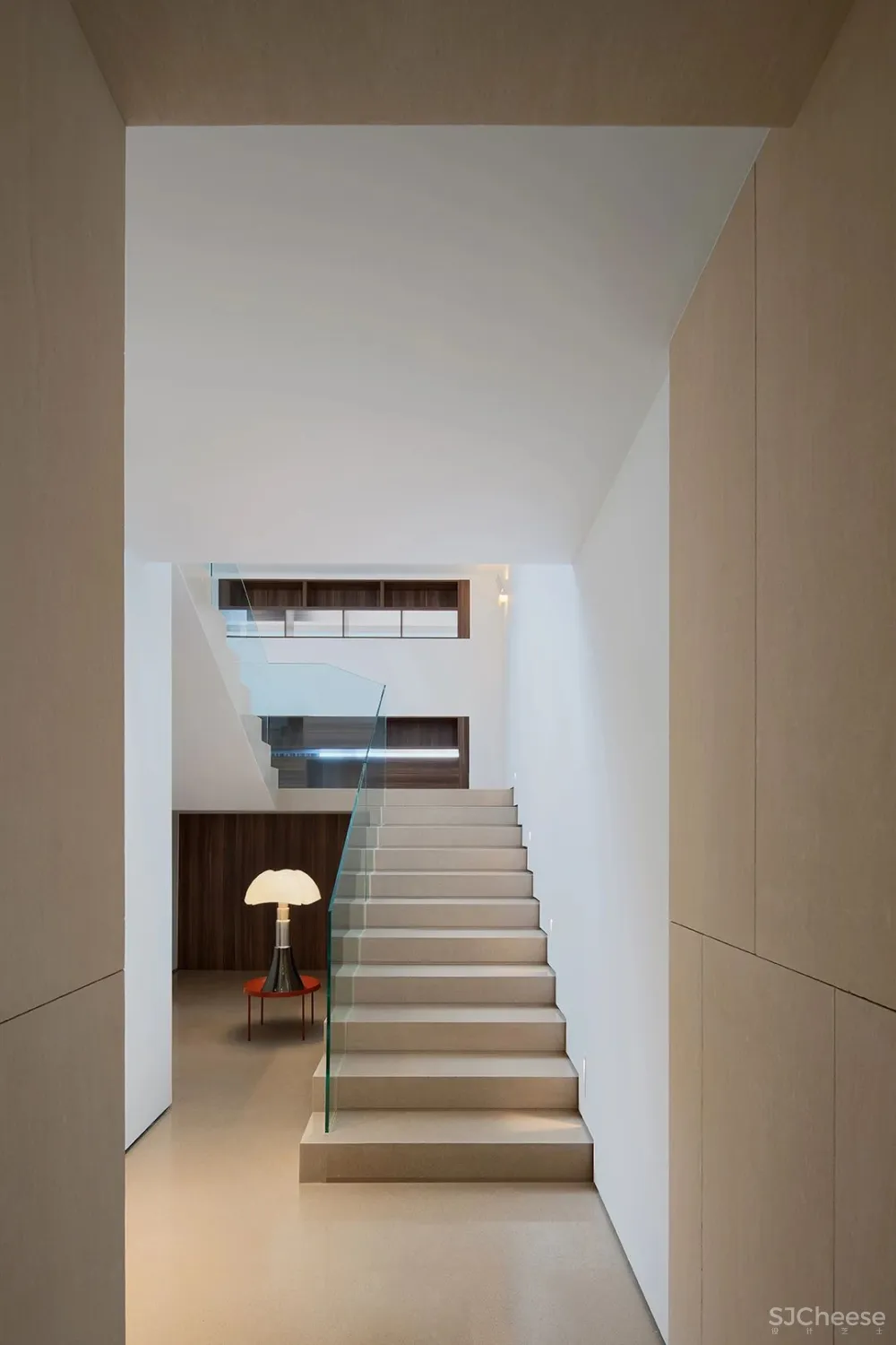 JANMEI 黄洁新 540㎡ 顶层复式,一家人将生活过成了极简诗意