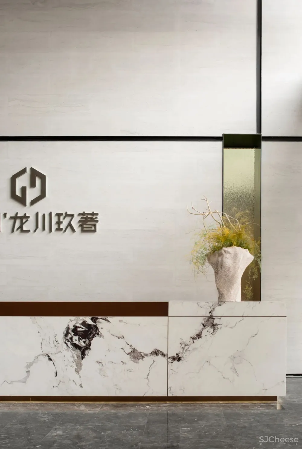 矩阵纵横×奥园 龙川玖著:隐于自然,与过去对话