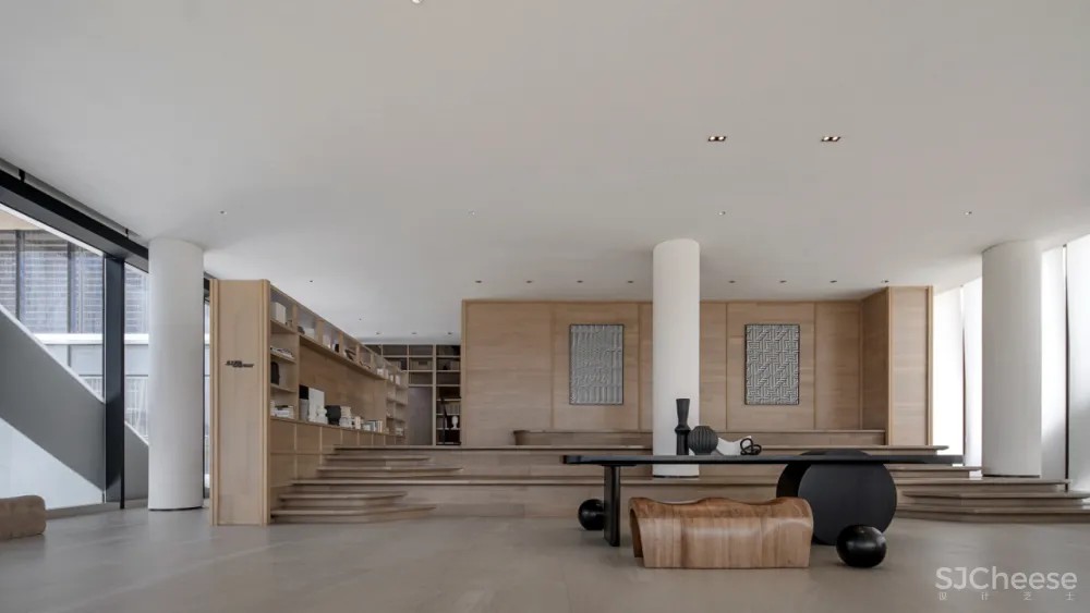 轶品·新作 尚壹扬 × 重庆阳光城·悦江山:天外飞来的洁净,恍如隔世