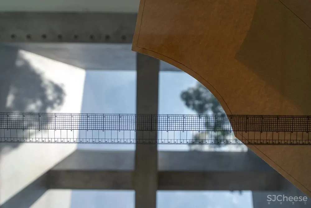 DOMANI 东 仓 白 · ZS Lab