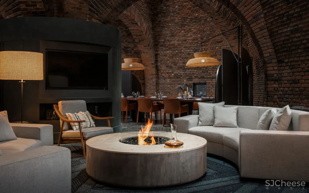 CCD 半朵雲遊天地間