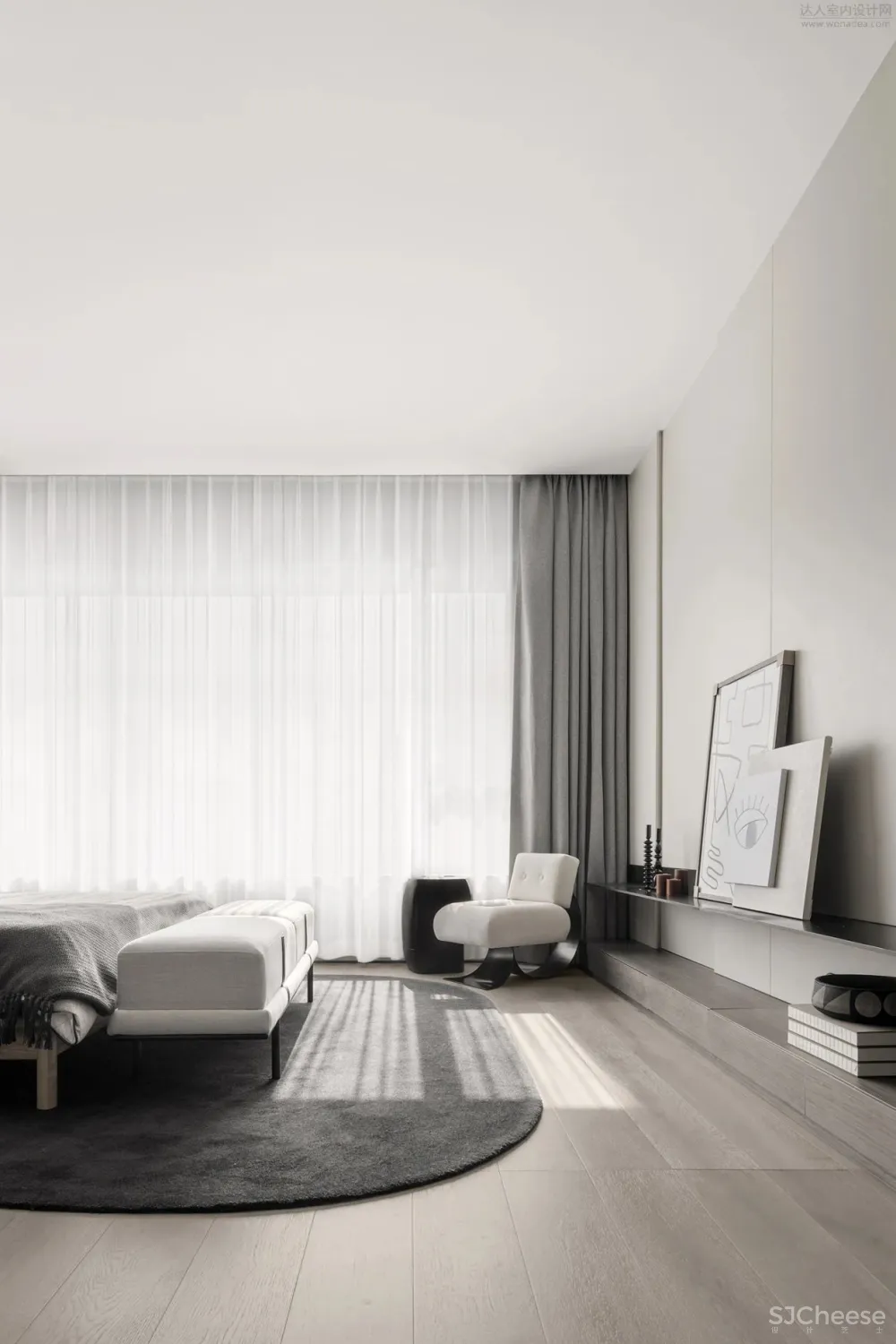 行迹的探索丨唐忠汉新作