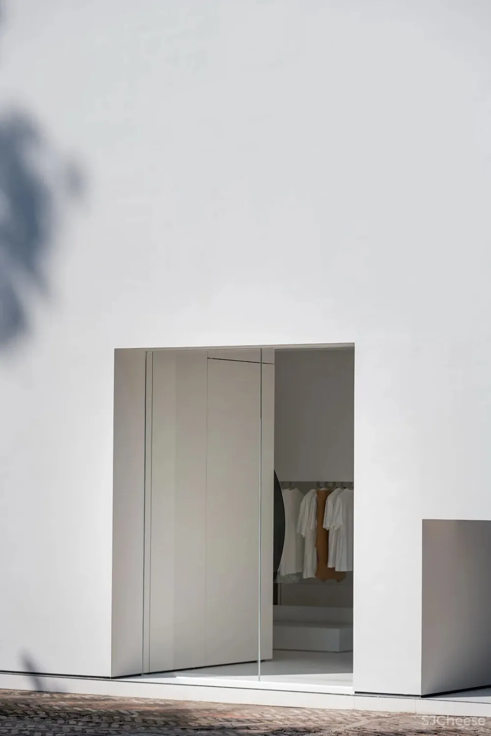 DOMANI 东 仓 白 · ZS Lab