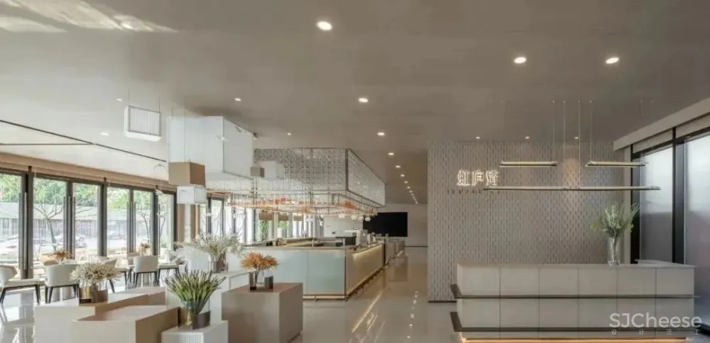 五感体验,时光驻留——香港置地x万科上海虹庐湾售楼处 HWCD