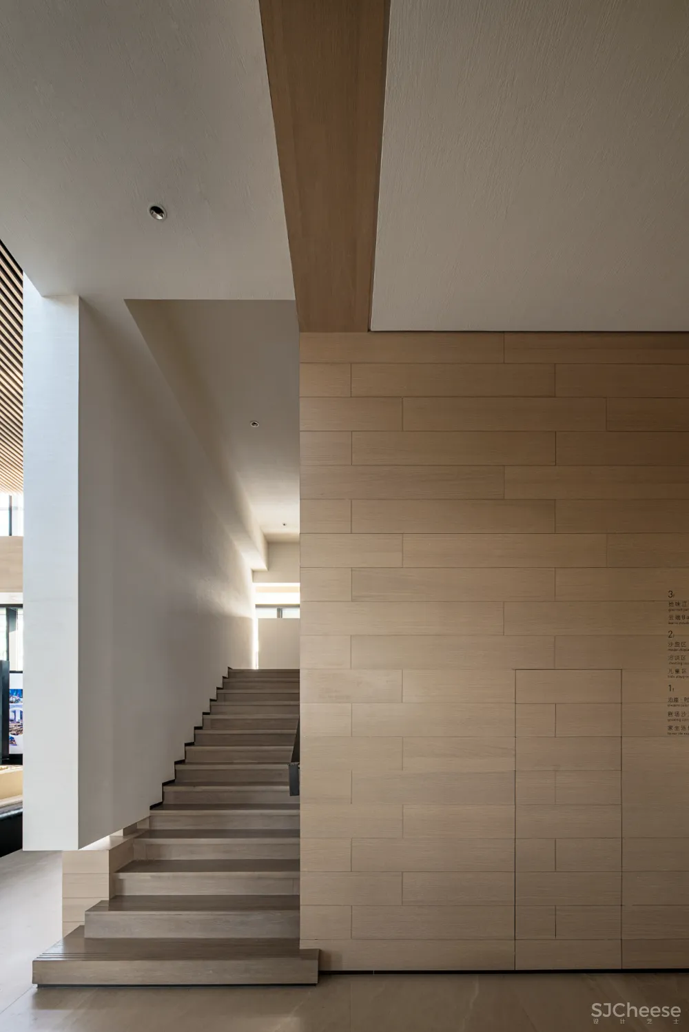 轶品·新作 尚壹扬 × 重庆阳光城·悦江山:天外飞来的洁净,恍如隔世