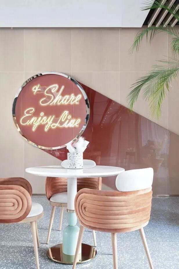 LESTYLE 乐尚设计丨中山万科四季花城售楼处