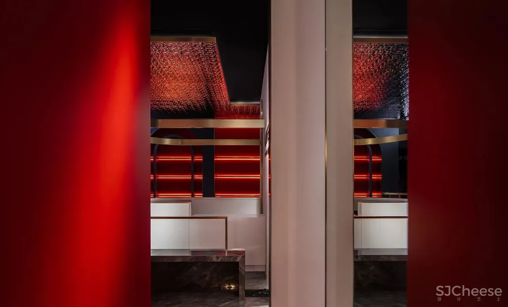 曾建龙：用设计绘写生活，触及有温度的质感！