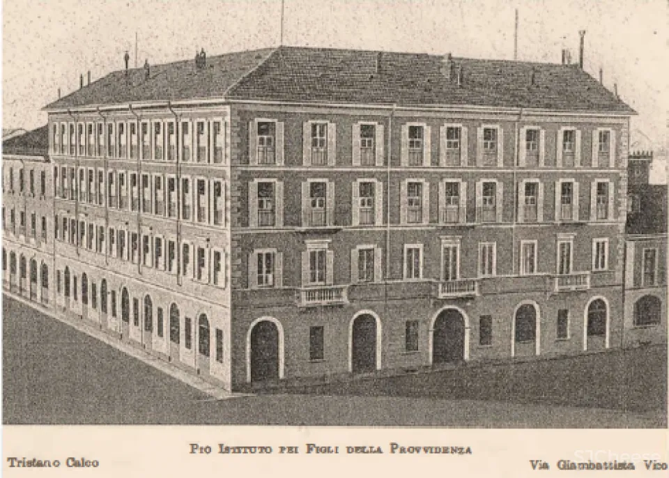 米兰废弃仓库爆改成公寓楼,每个户型都是复式,太有腔调了