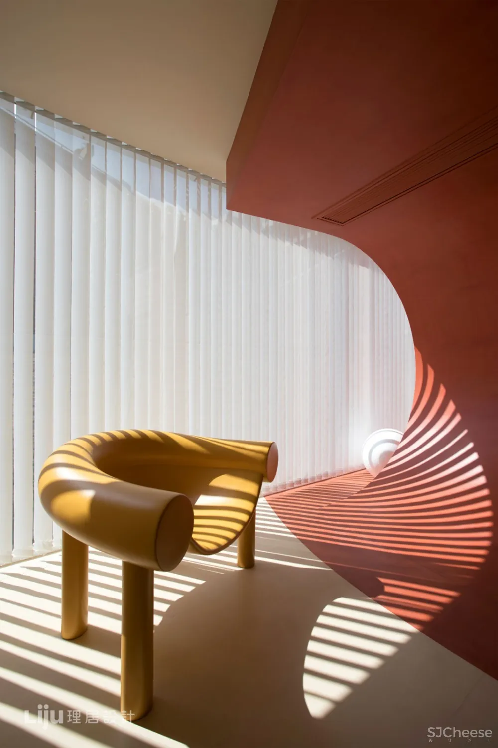 理居设计丨穿越山谷之旅,眼见不为实的反转世界