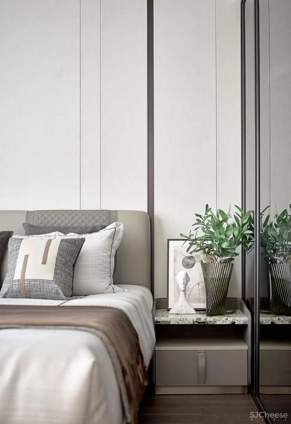 CLV-中海：时尚与温雅邂逅，打造城市里的时光书局！