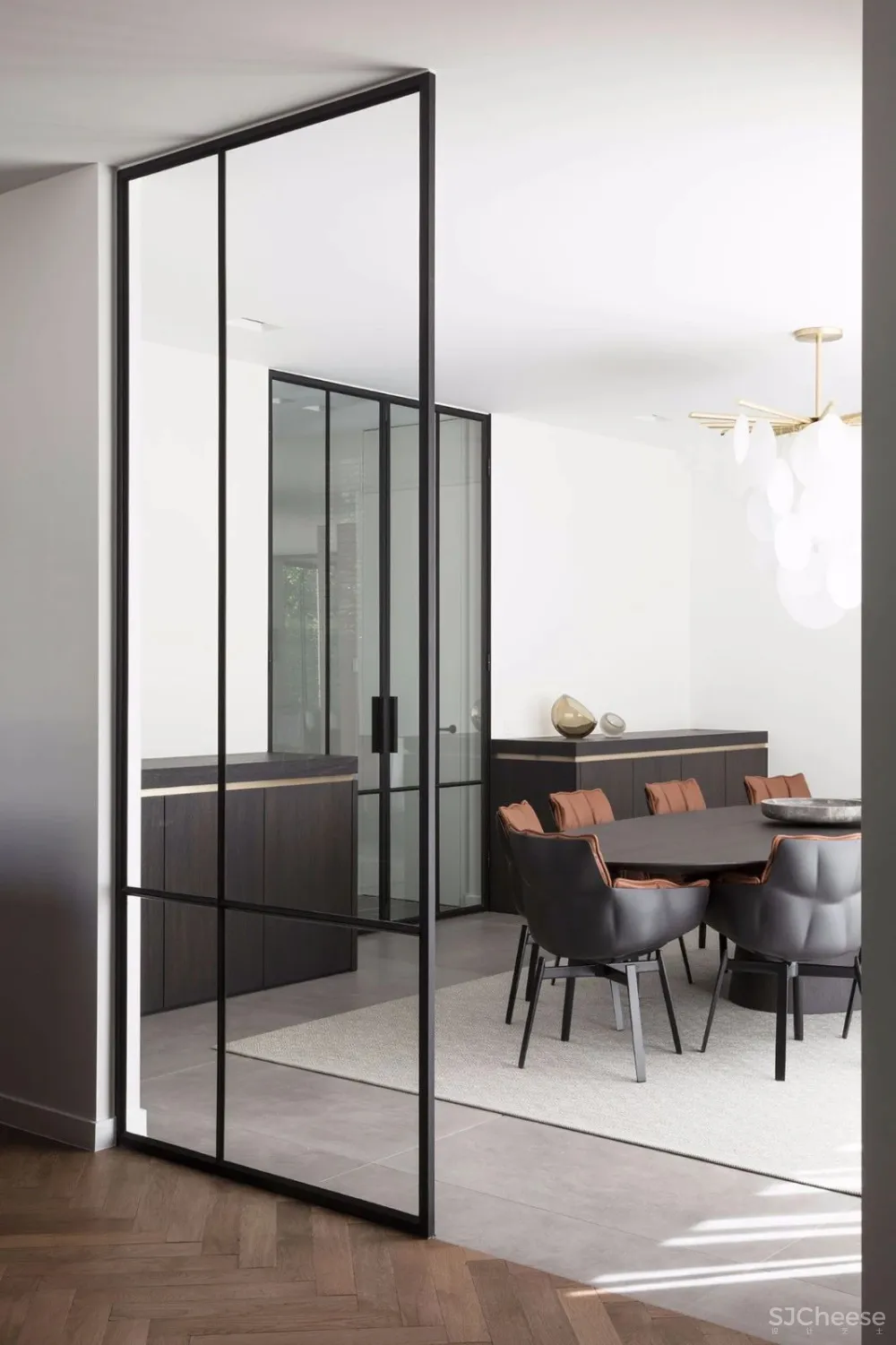 Mieke Van Herck 独特的设计品格