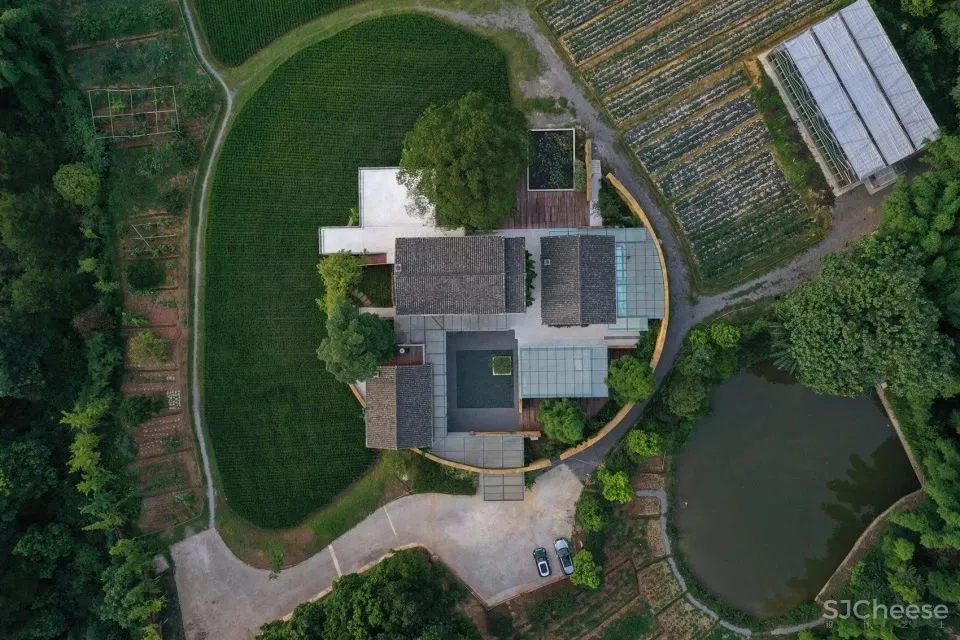 稻田里的农舍 自带烟火温度的家