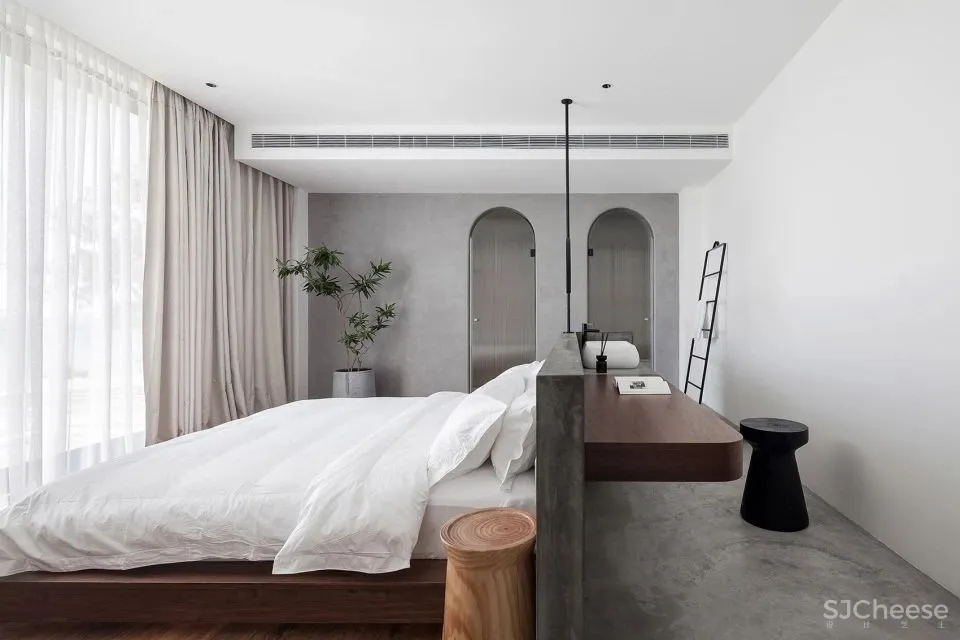 极简白 水泥灰 海边的一处素雅民宿