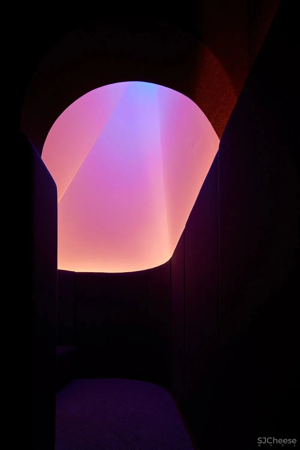 Google 办公室里暗藏冥想空间,这设计才叫人性化!