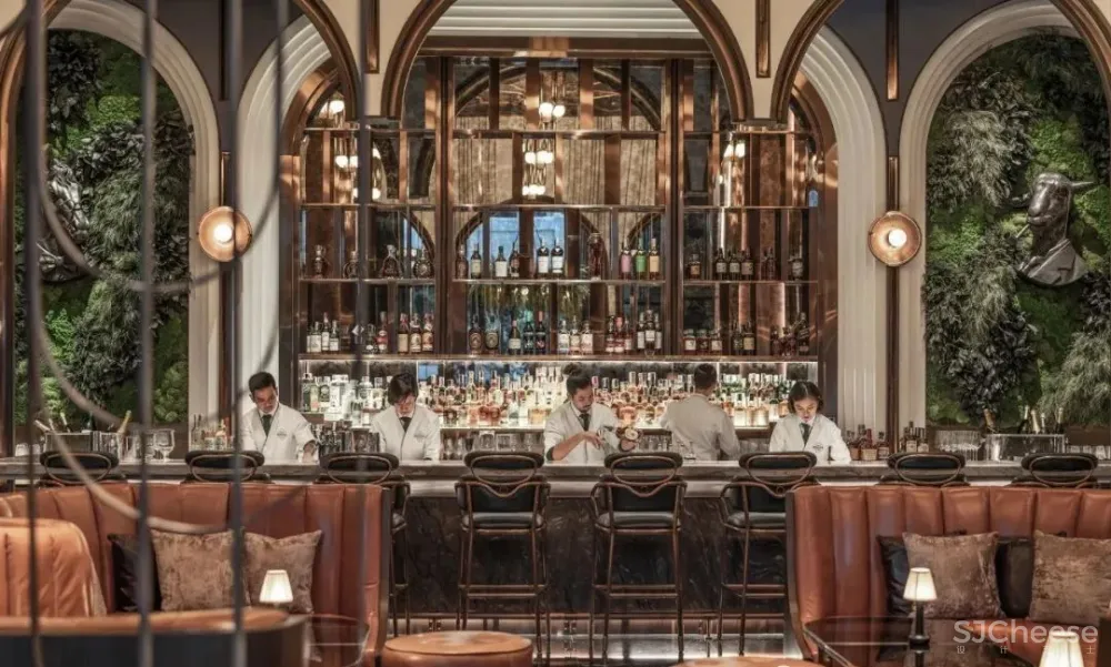 奢侈度假酒店缔造者Jean Michel Gathy 曼谷湄南河「四季酒店」